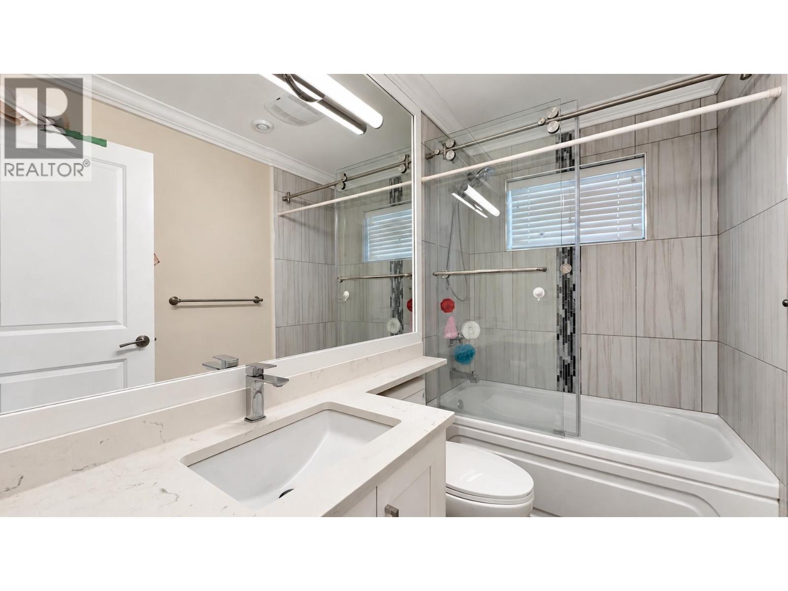 6272 Royal Oak Avenue, Burnaby, British Columbia  V5H 3N7 - Photo 32 - R3177640