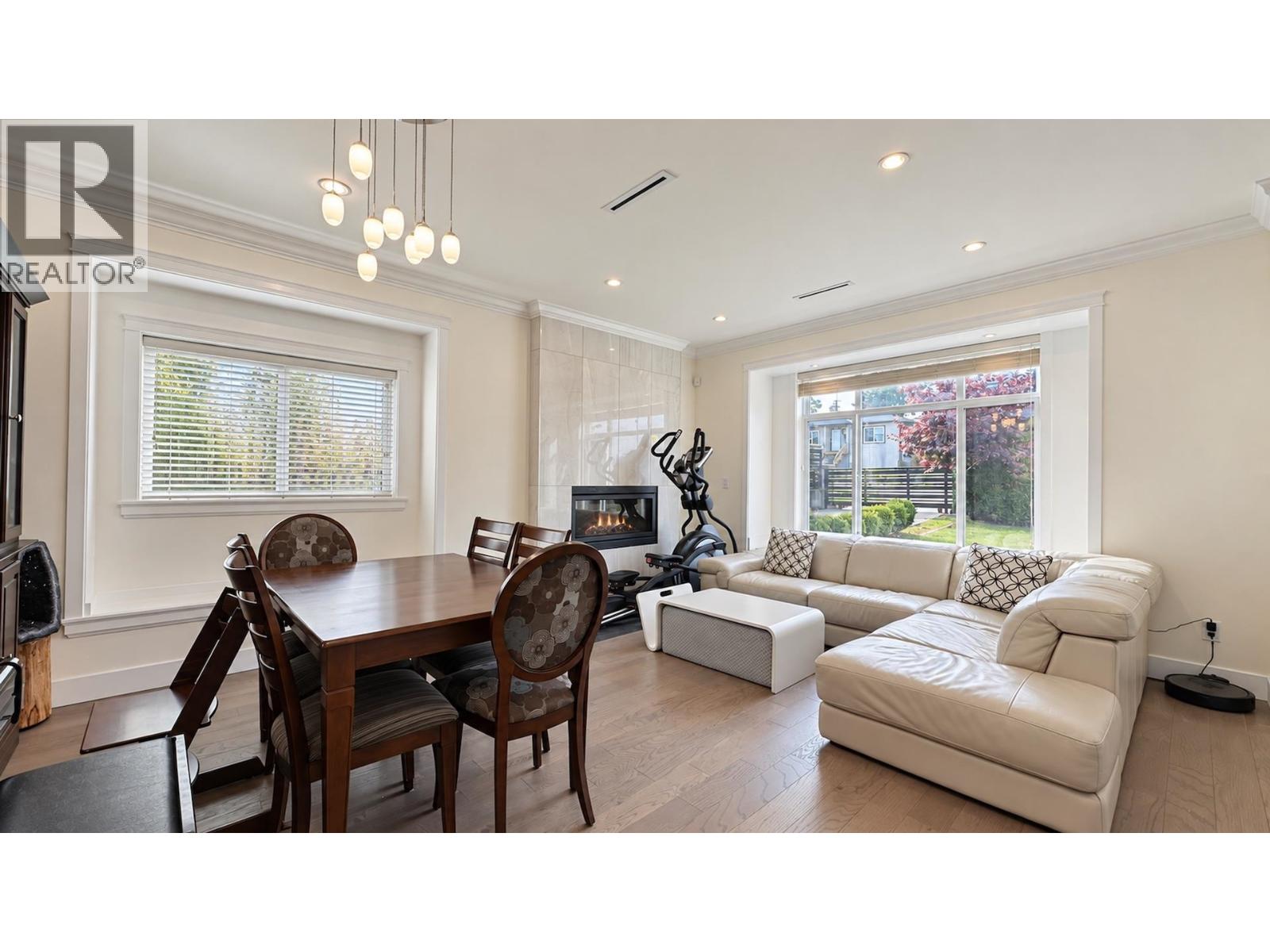 6272 Royal Oak Avenue, Burnaby, British Columbia  V5H 3N7 - Photo 8 - R3177640