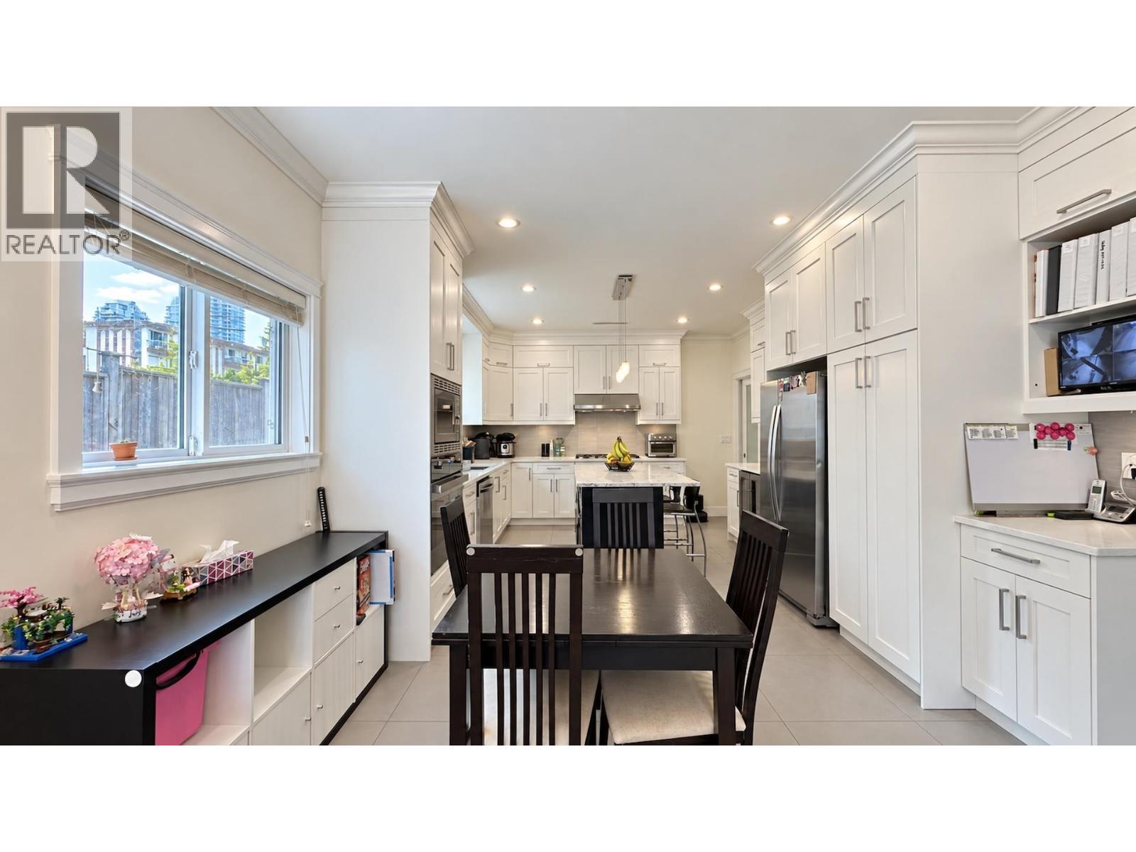 6272 Royal Oak Avenue, Burnaby, British Columbia  V5H 3N7 - Photo 12 - R3177640