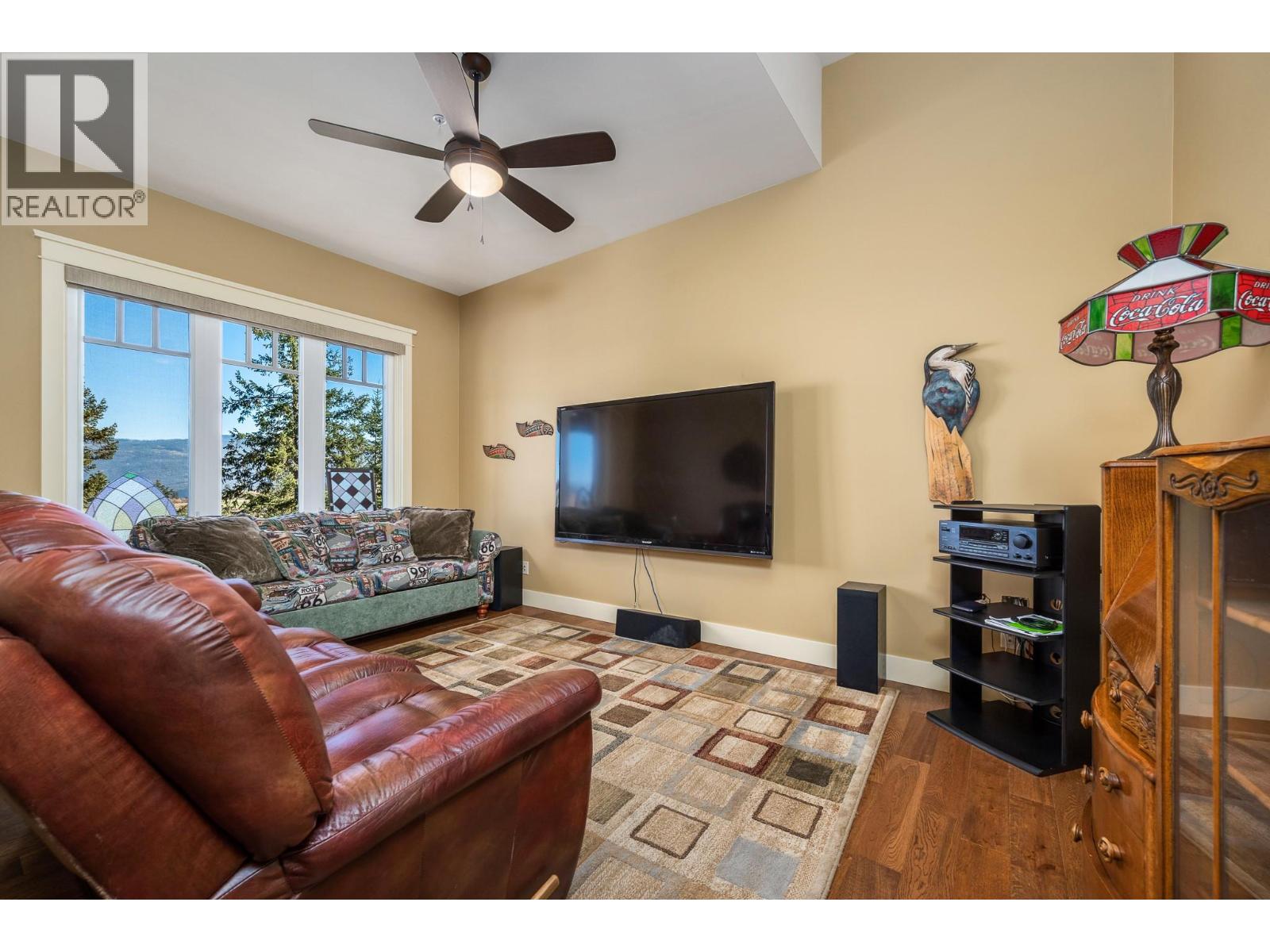 532 Falcon Point Way, Vernon, British Columbia  V1H 1Y4 - Photo 20 - 10403911