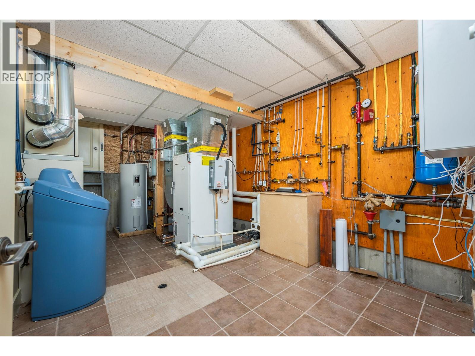 532 Falcon Point Way, Vernon, British Columbia  V1H 1Y4 - Photo 46 - 10403911
