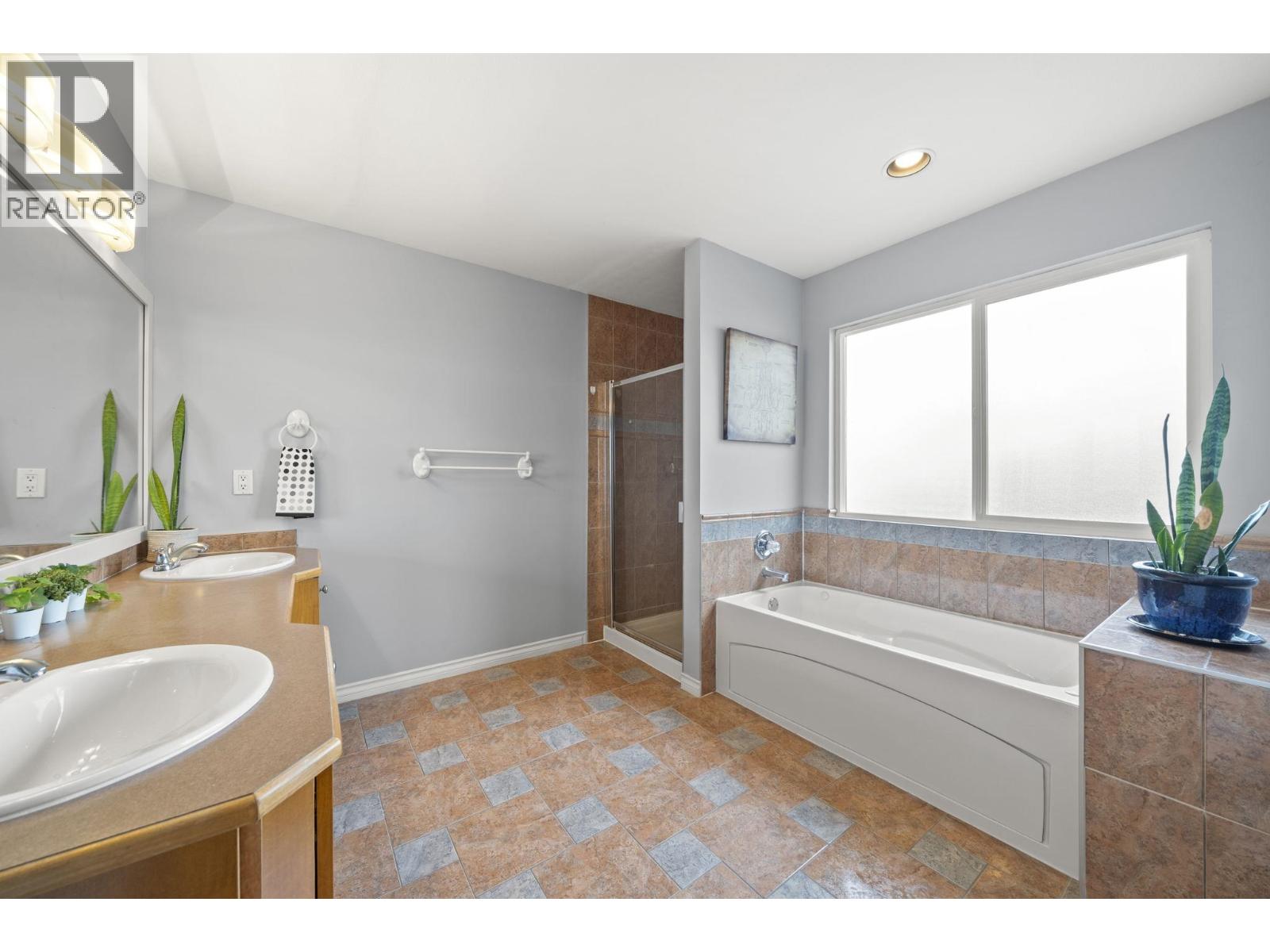 3933 Garry Street, Richmond, British Columbia  V7E 2T7 - Photo 25 - R3177226