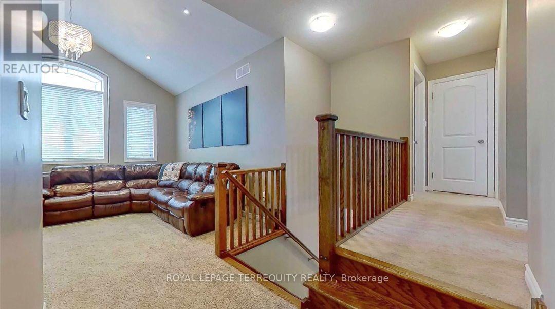 405 Westcroft Drive, Waterloo, Ontario  N2T 2Z8 - Photo 9 - X14109234