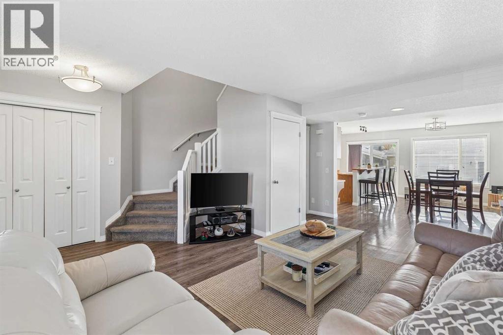 140 Prestwick Villas SE