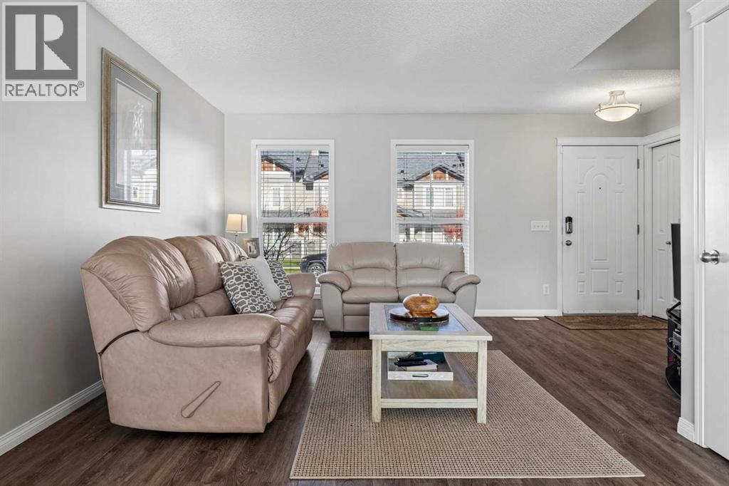 140 Prestwick Villas SE