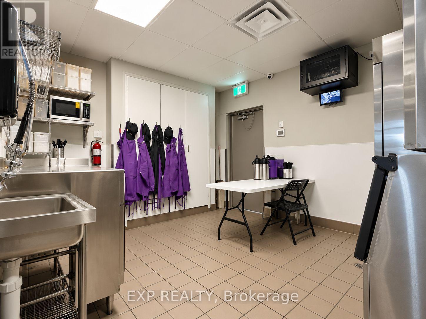 42 - 480 Eglinton Avenue W, Mississauga, Ontario  L5R 0G2 - Photo 12 - W14097904