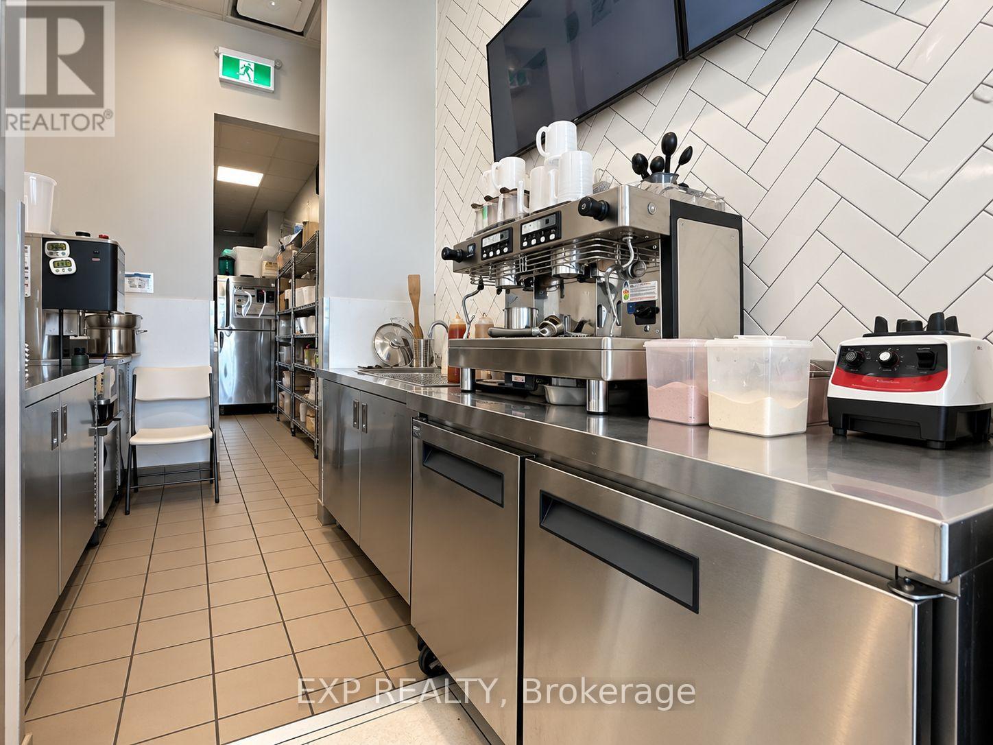 42 - 480 Eglinton Avenue W, Mississauga, Ontario  L5R 0G2 - Photo 10 - W14097904