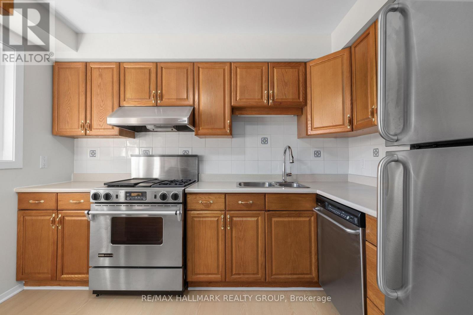 1a Forester Crescent, Ottawa, Ontario K2H 8Y1 - Photo 7 - X14106328