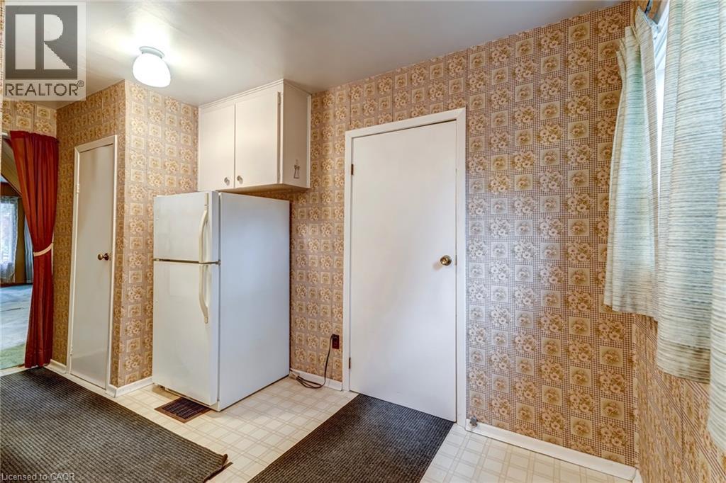 140 Barker Avenue, Toronto, Ontario  M4C 2P1 - Photo 12 - 40871039