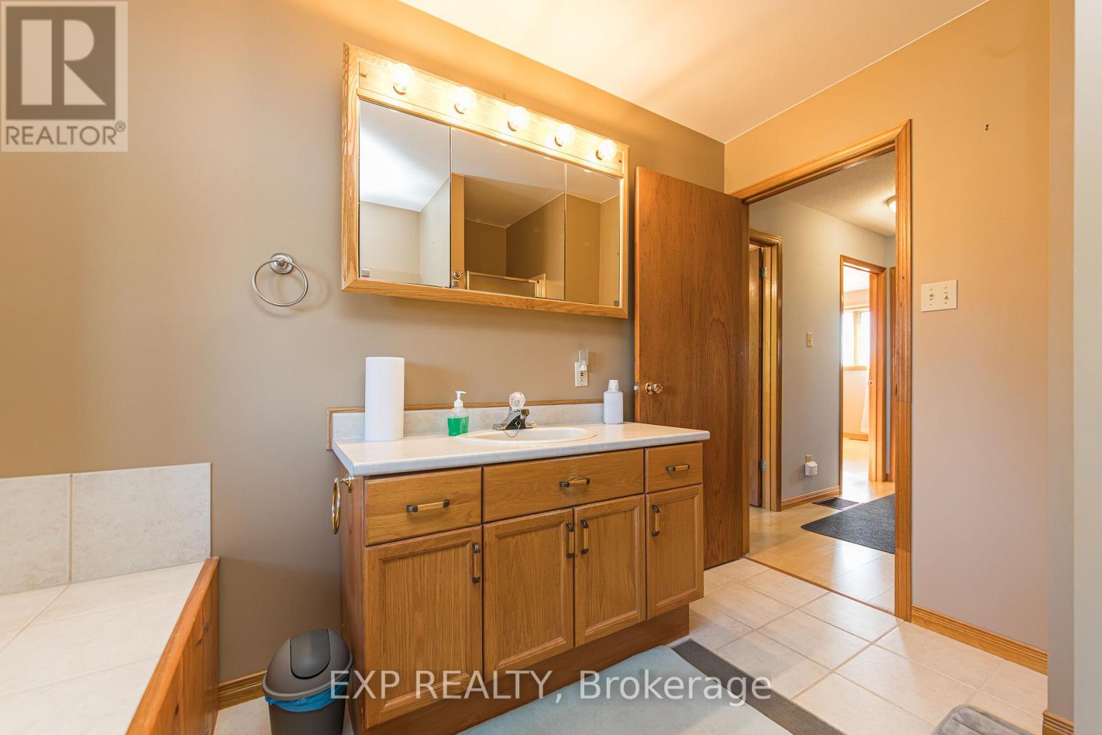 5126 Meadowland Drive W, Edwardsburgh/cardinal, Ontario  K0E 1E0 - Photo 23 - X14109298