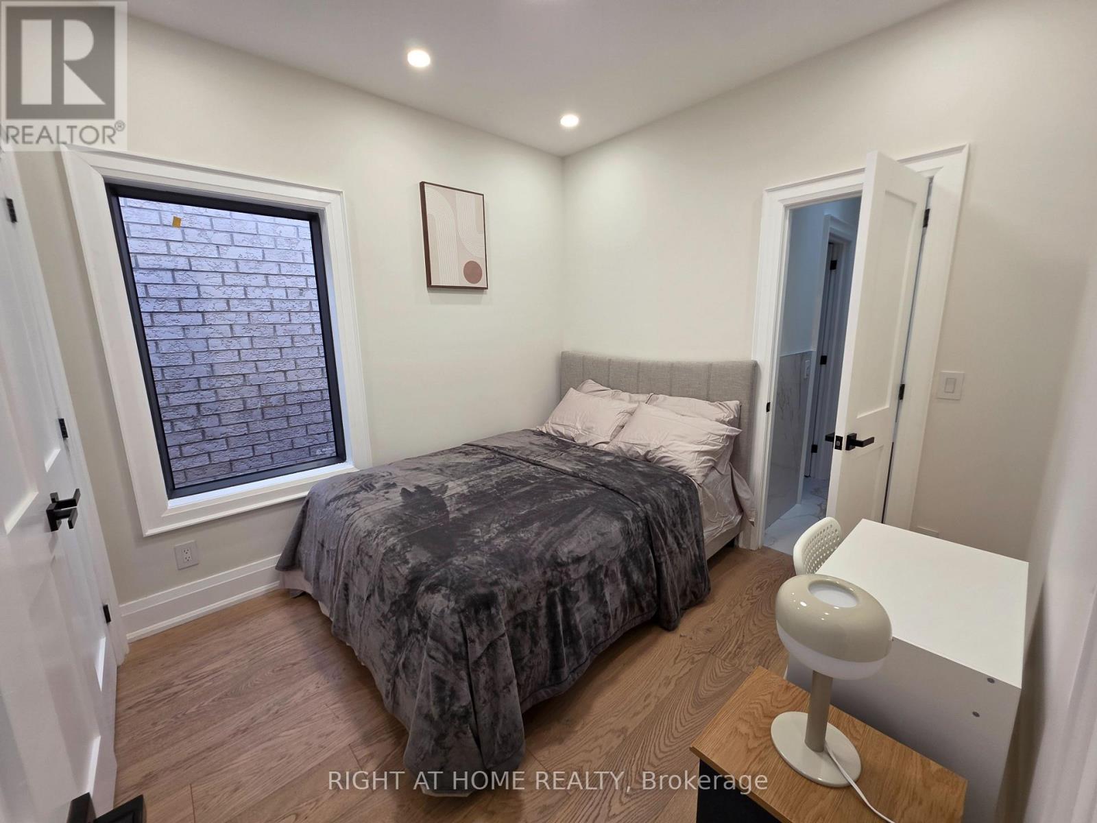 247 Ferris Road, Toronto (O'connor-Parkview), Ontario  M4B 1H2 - Photo 35 - E14109270