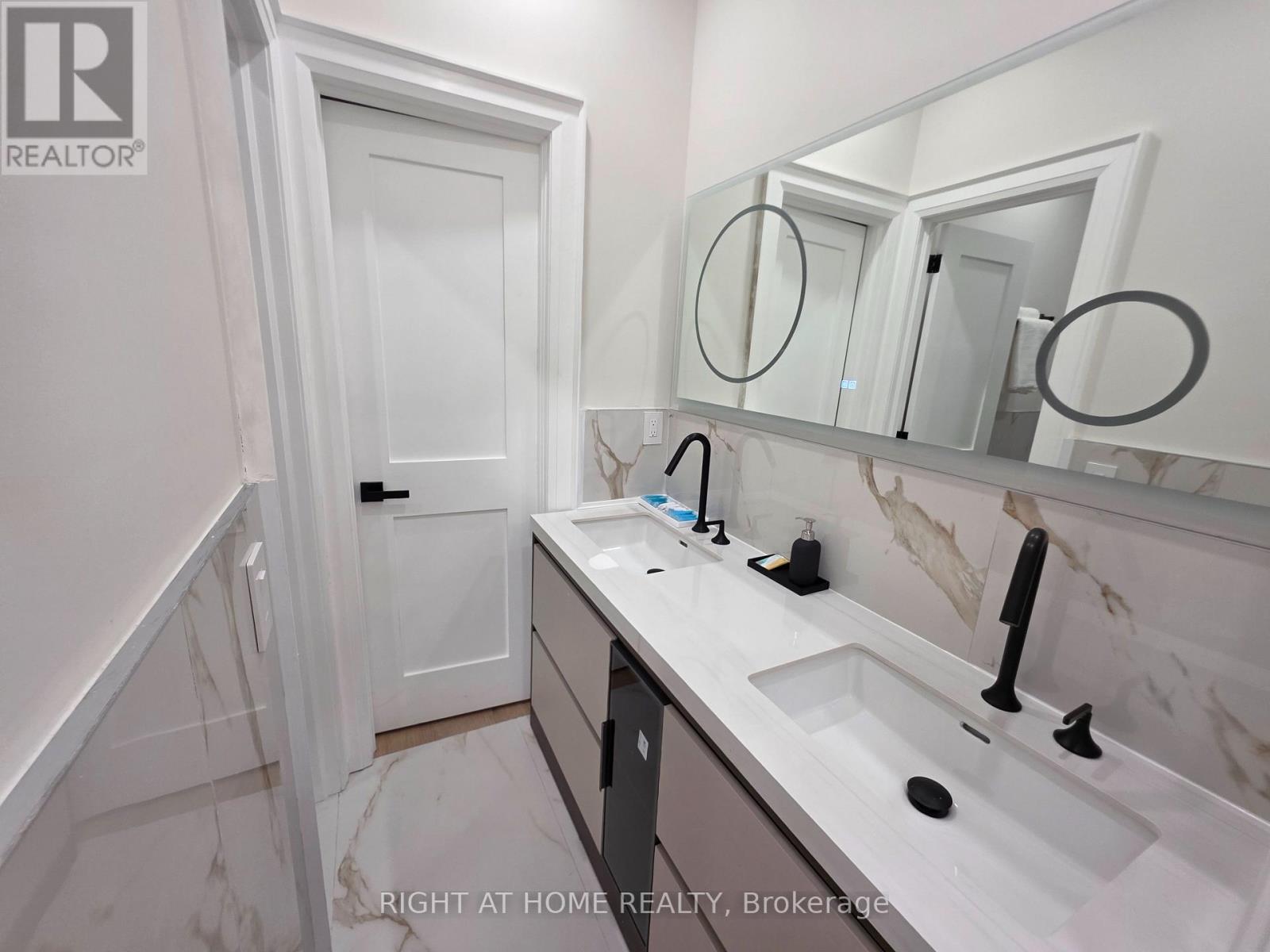 247 Ferris Road, Toronto (O'connor-Parkview), Ontario  M4B 1H2 - Photo 43 - E14109270