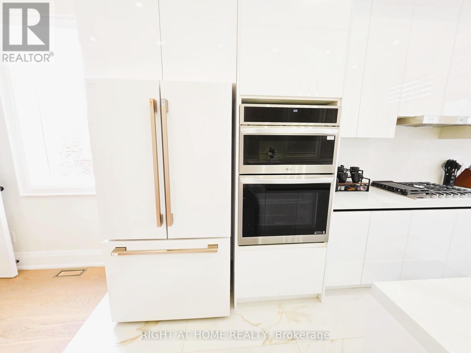 247 Ferris Road, Toronto (O'connor-Parkview), Ontario  M4B 1H2 - Photo 6 - E14109270