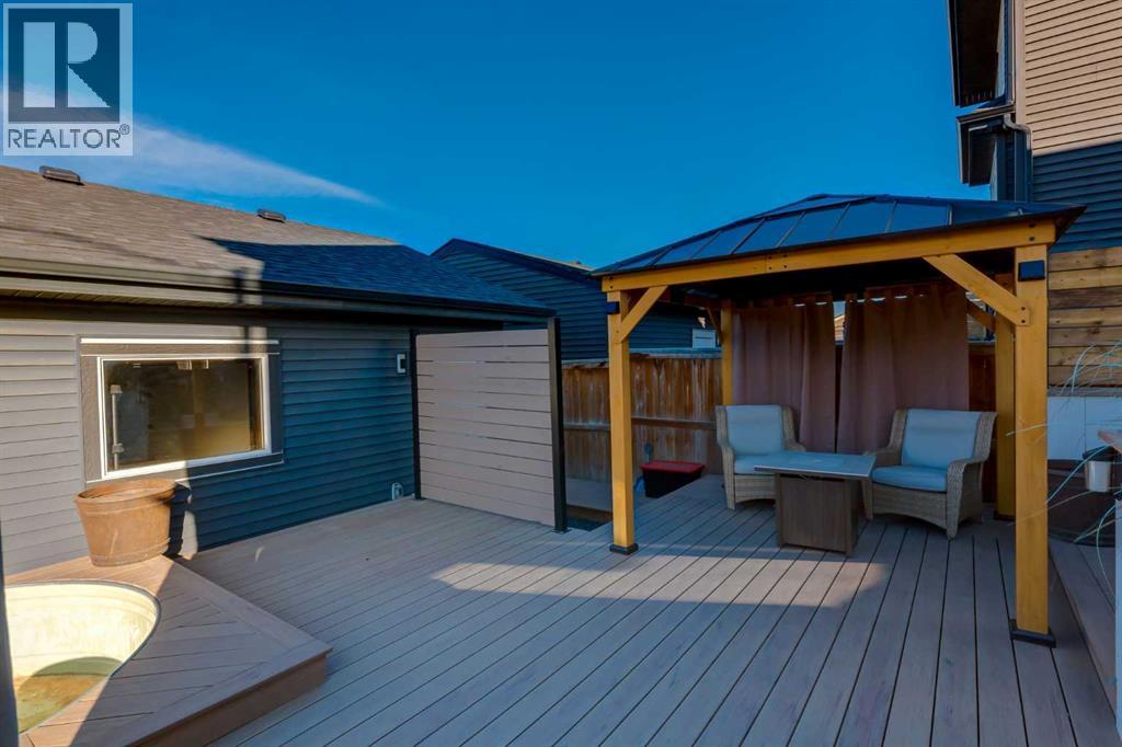 301 Sundown Road, Cochrane, Alberta  T4C 2T2 - Photo 47 - A2353560