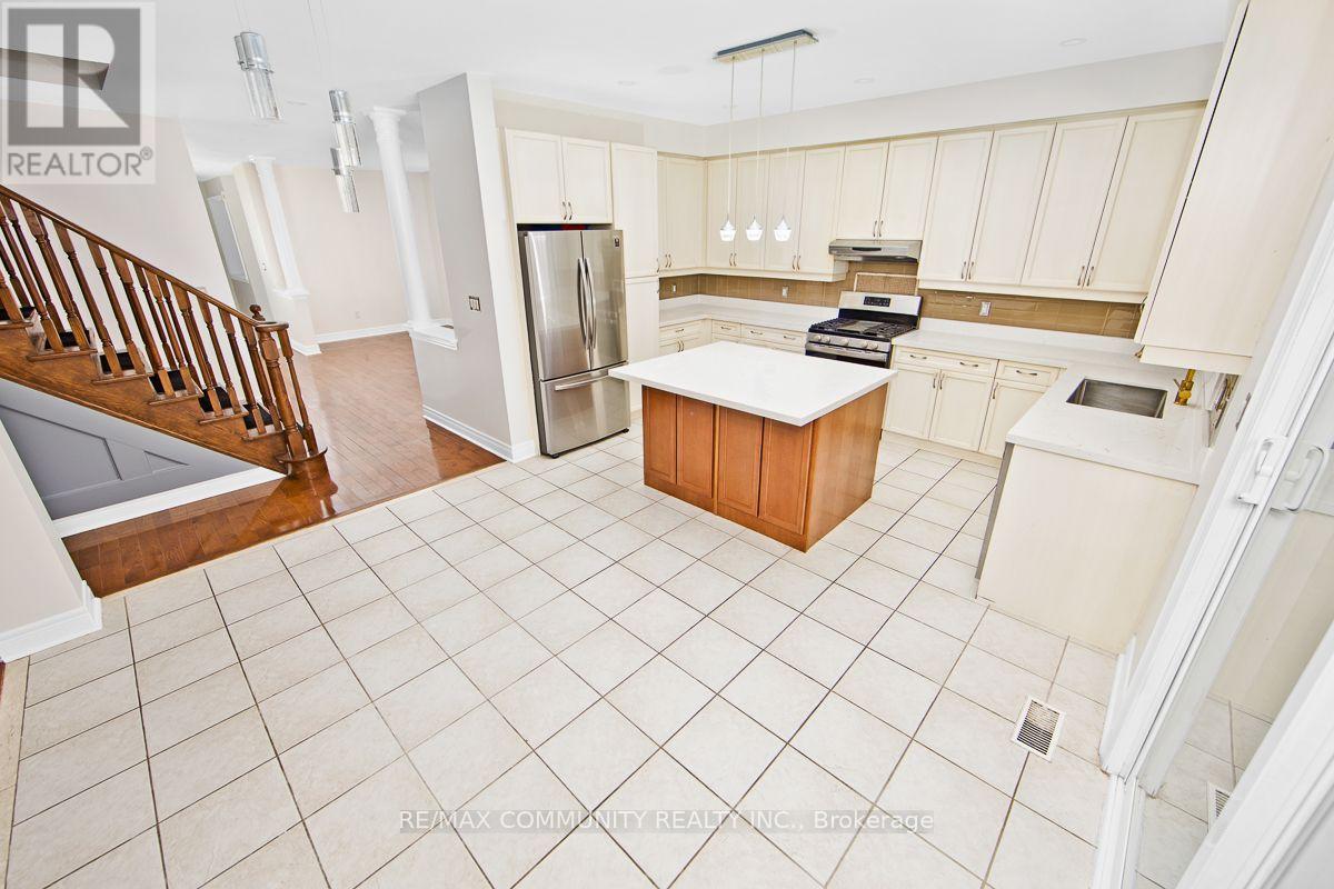69 Ken Laushway Avenue, Whitchurch-Stouffville, Ontario  L4A 0J3 - Photo 13 - N14109260