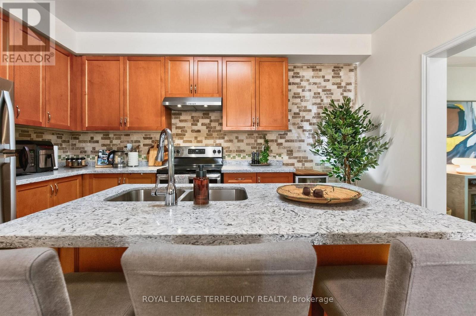 87 Westolivia Trail, Vaughan, Ontario L4J 0C2 - Photo 22 - N14109276