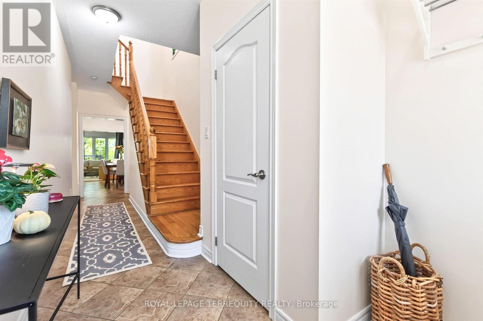87 Westolivia Trail, Vaughan, Ontario L4J 0C2 - Photo 4 - N14109276