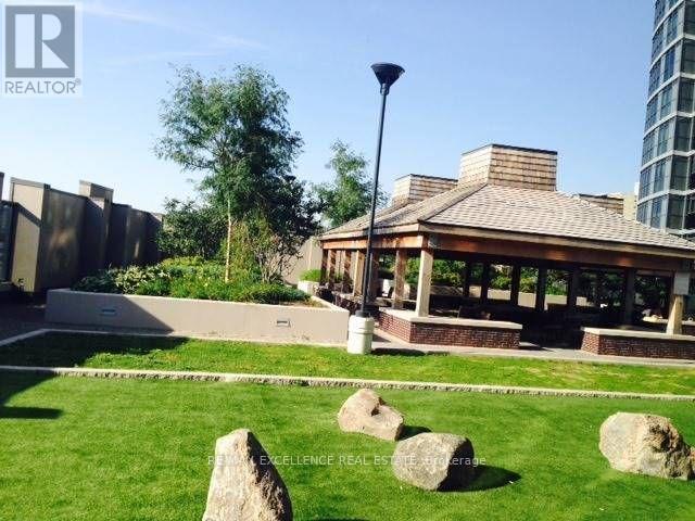 60 - 27 Valhalla Inn Rd Road W, Toronto (Islington-City Centre West), Ontario  M9B 0B3 - Photo 13 - W14109308
