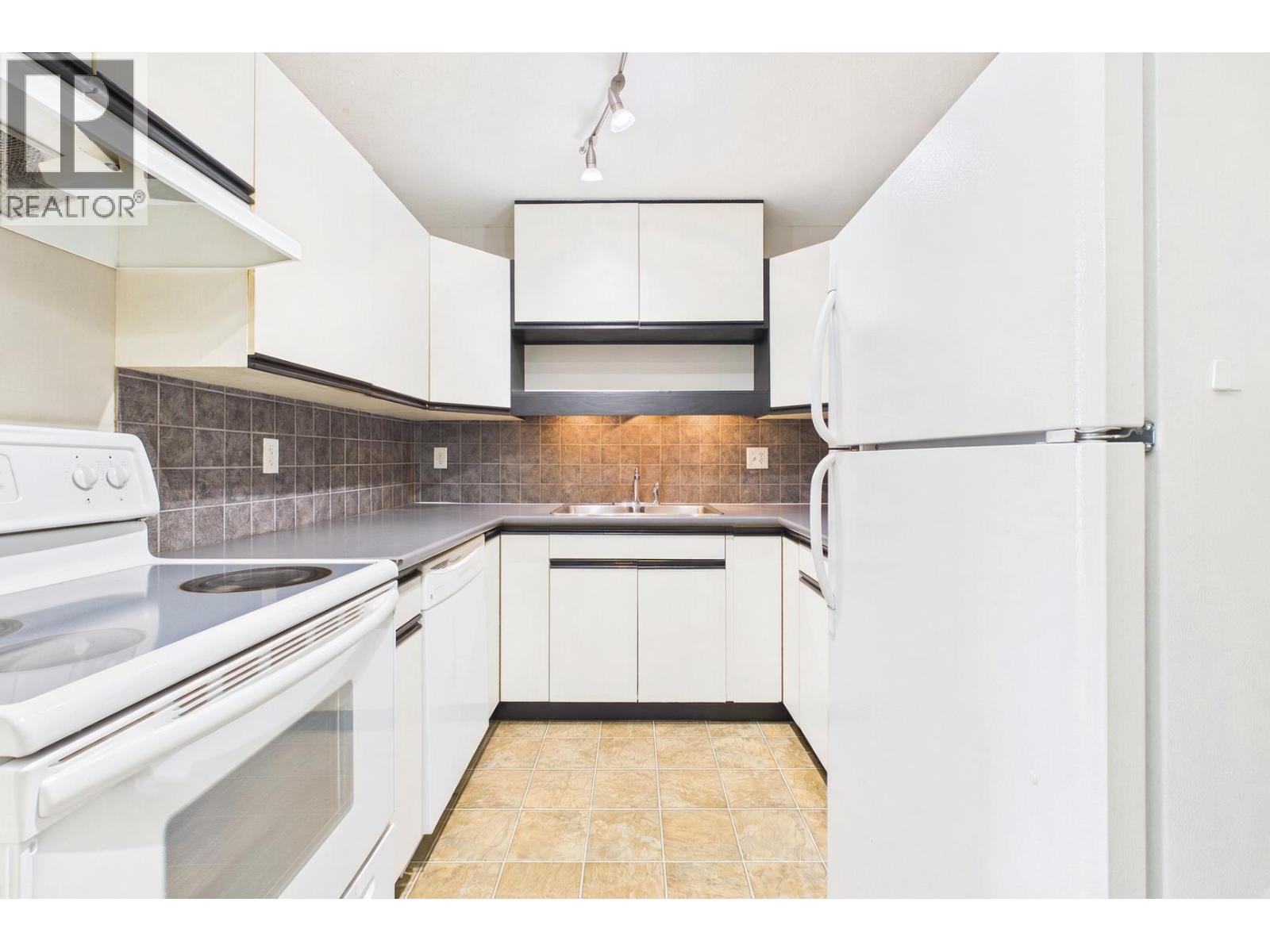 993 Klo Road Unit# 303, Kelowna, British Columbia  V4T 2M3 - Photo 11 - 10396790
