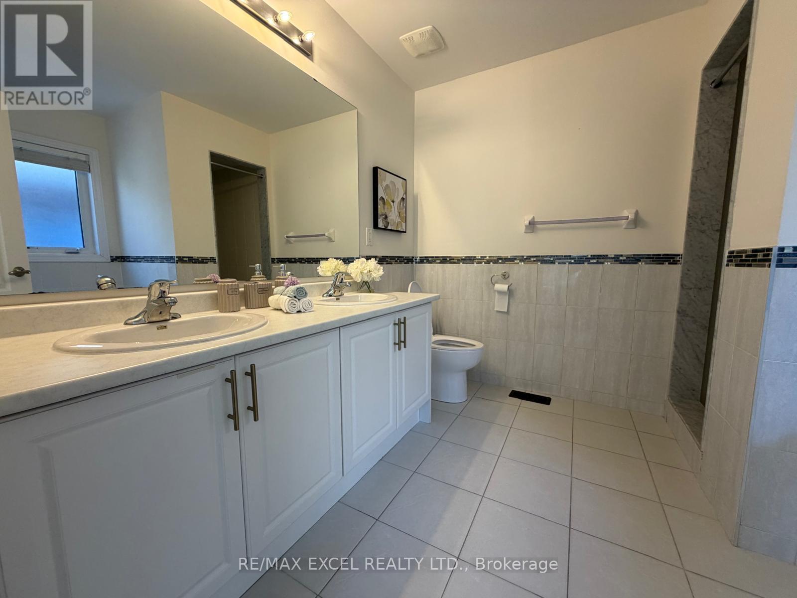 15 Zeng Cheng Drive, Markham, Ontario L6C 0T6 - Photo 19 - N14109292