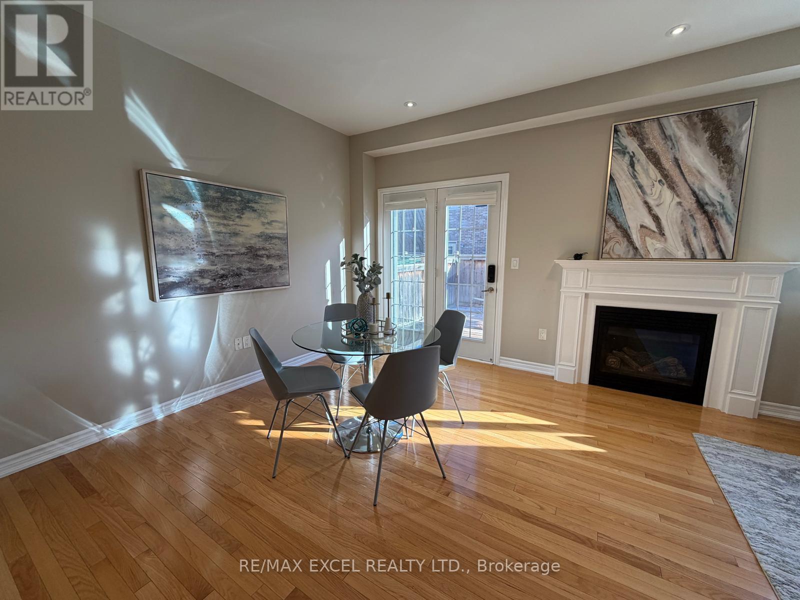 15 Zeng Cheng Drive, Markham, Ontario L6C 0T6 - Photo 8 - N14109292