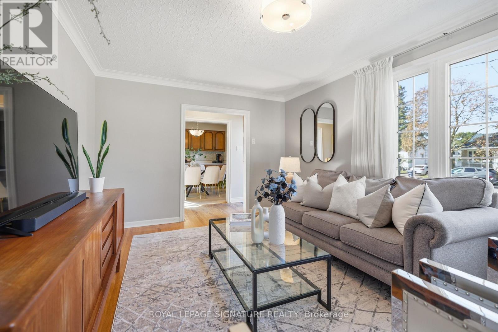 109 Glen Long Avenue, Toronto, Ontario  M6B 2M4 - Photo 5 - W14109212
