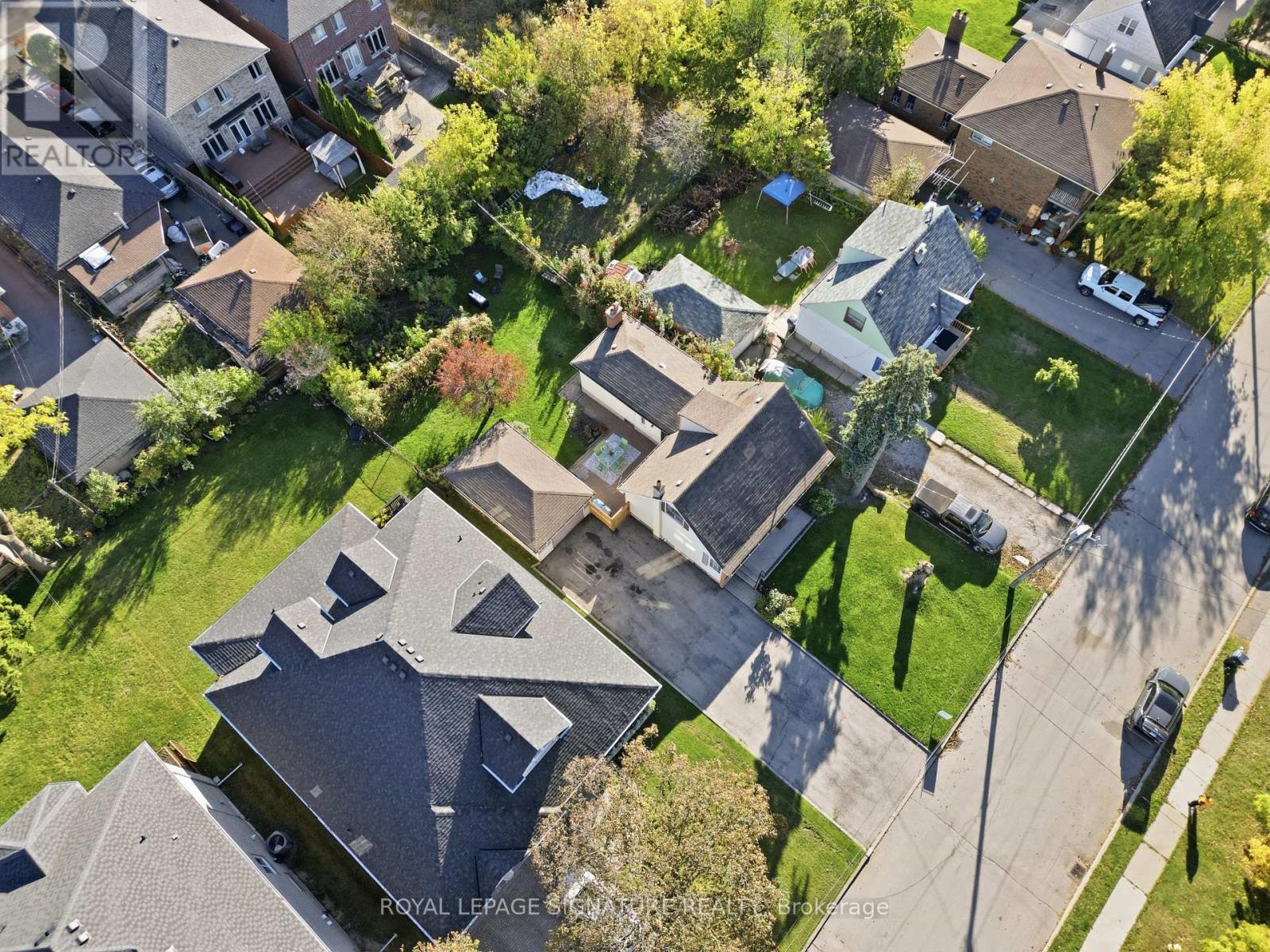 109 Glen Long Avenue, Toronto, Ontario  M6B 2M4 - Photo 33 - W14109212