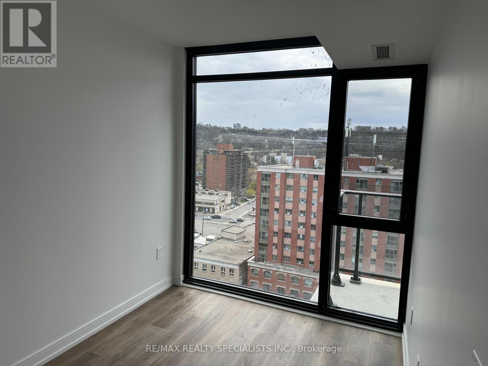 1404 - 1 Jarvis Street, Hamilton (Beasley), Ontario  L8R 3J2 - Photo 43 - X14109286