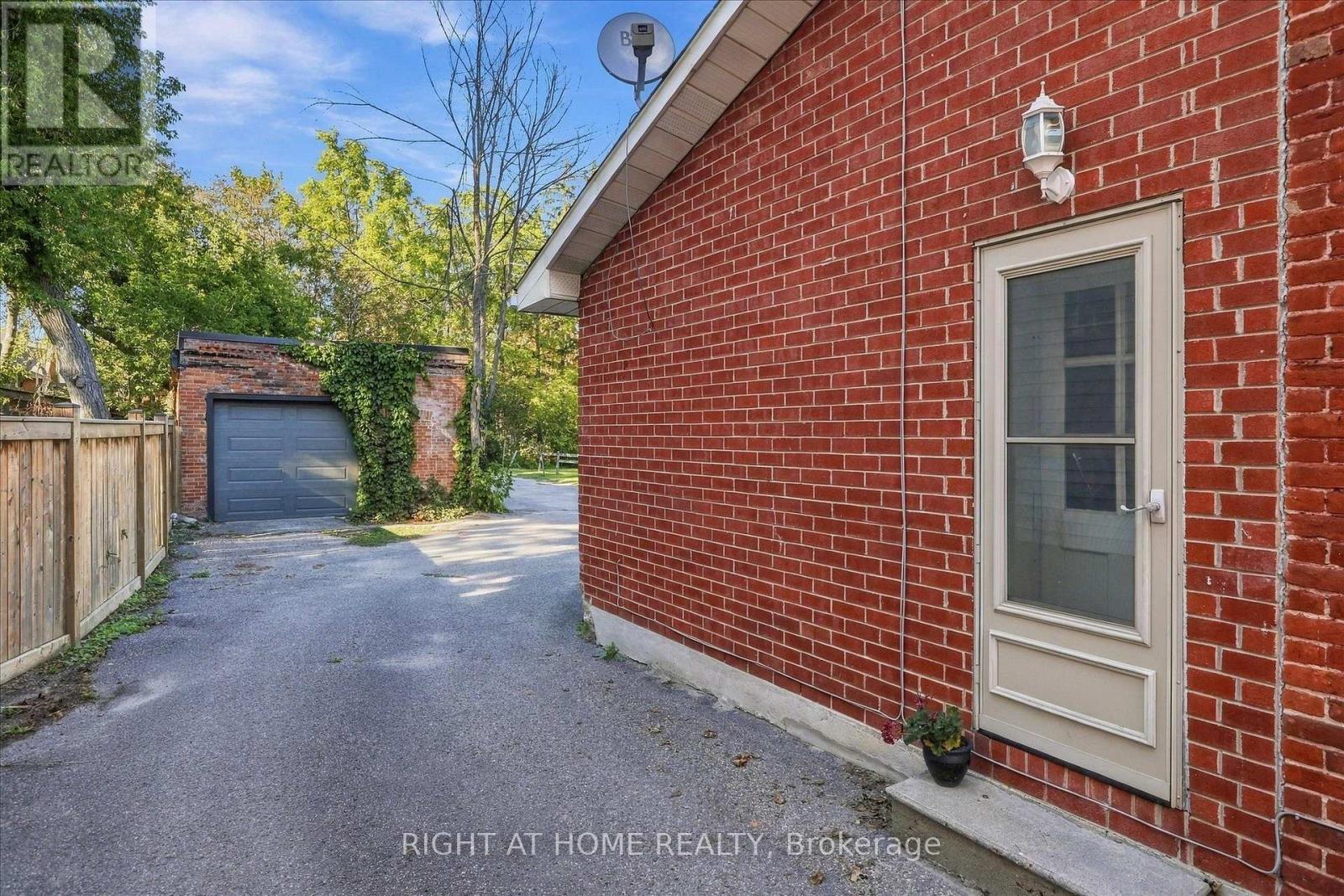 42 Wellington Street, Kawartha Lakes (Lindsay), Ontario  K9V 3N3 - Photo 20 - X14109296