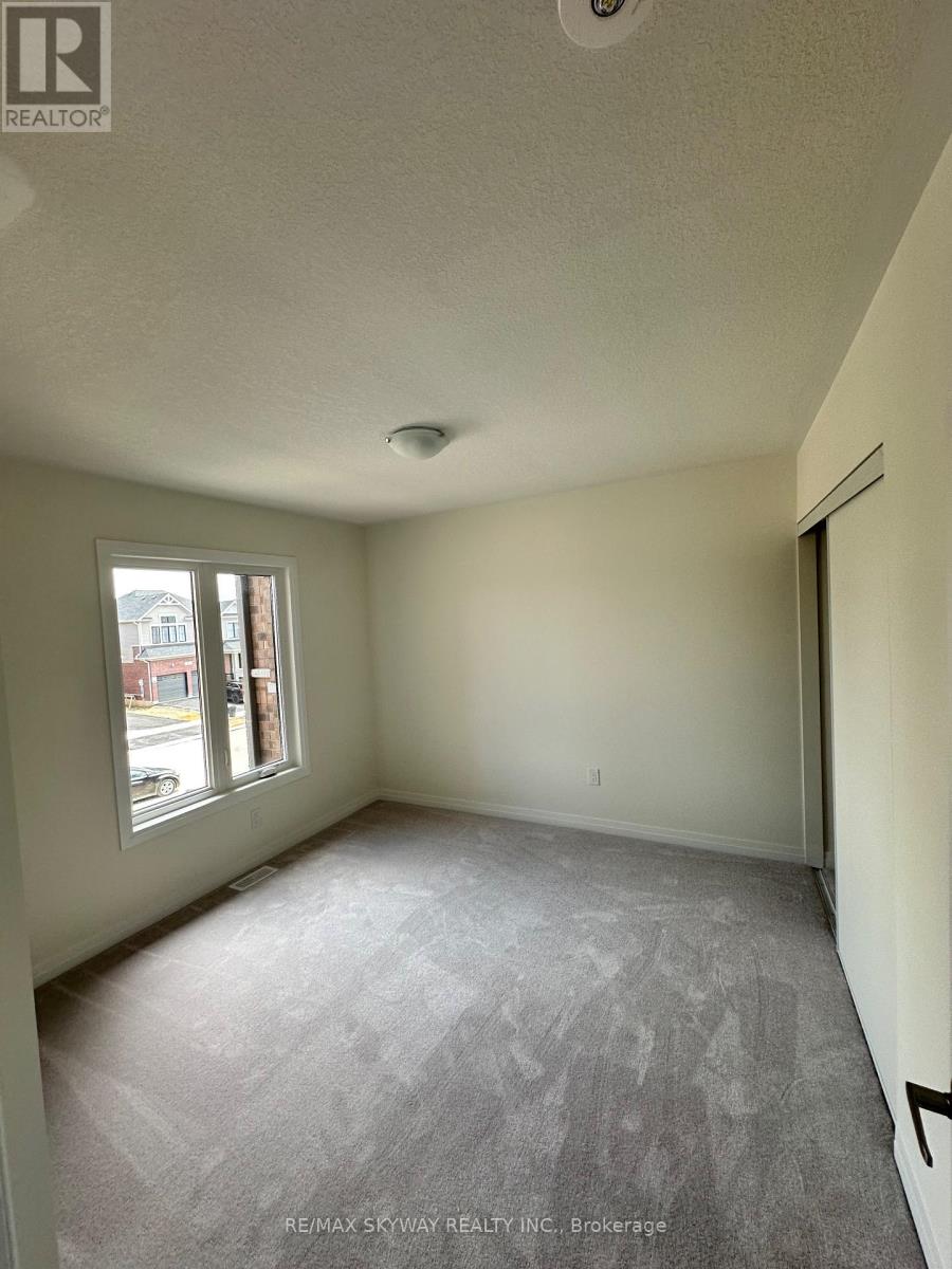 54 Robert Wyllie Street, North Dumfries, Ontario  N0B 1E0 - Photo 4 - X14099048