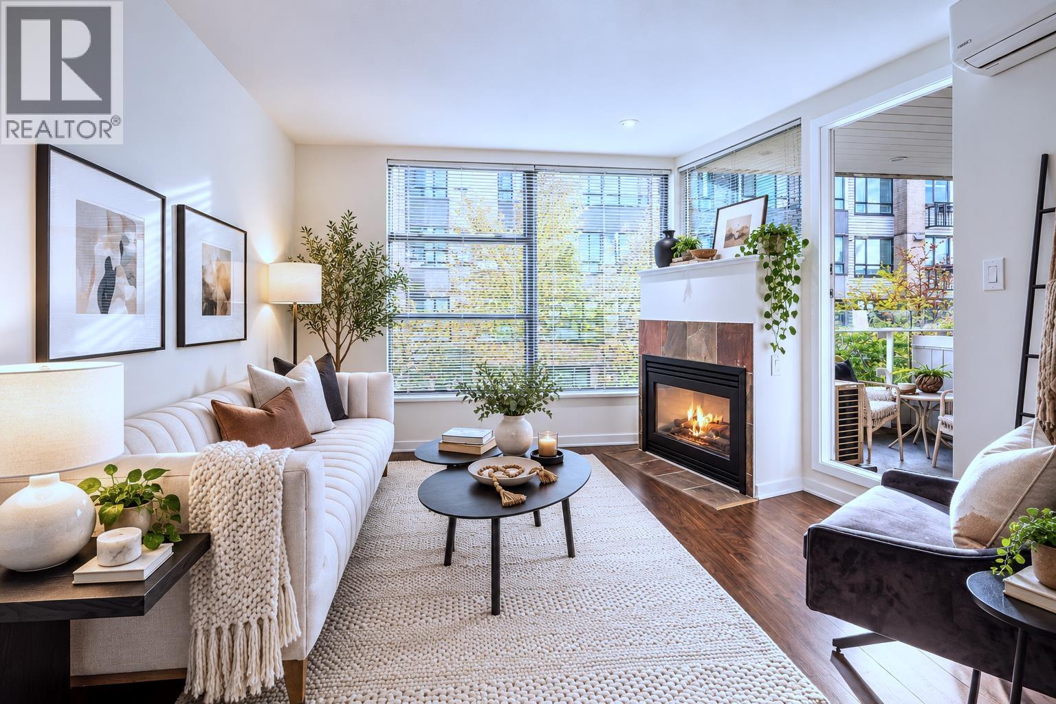 322 638 W 7TH AVENUE, Vancouver, British Columbia