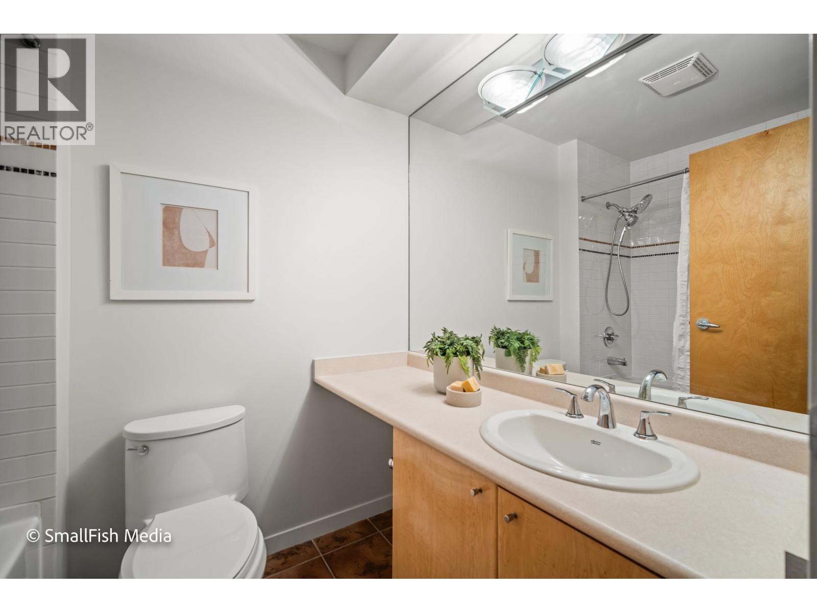 322 638 W 7th Avenue, Vancouver, British Columbia  V5Z 1B5 - Photo 23 - R3177162