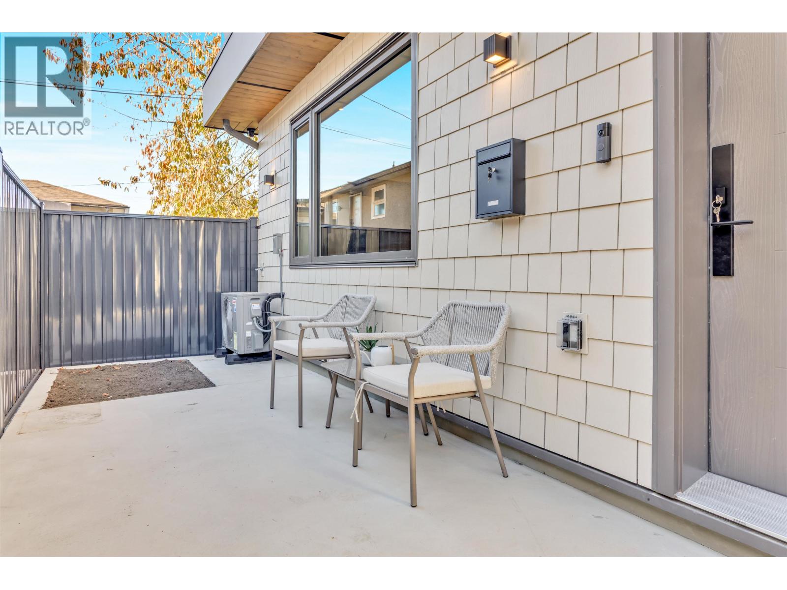 2881 E 43 Avenue, Vancouver, British Columbia  V5R 2Z1 - Photo 13 - R3176248