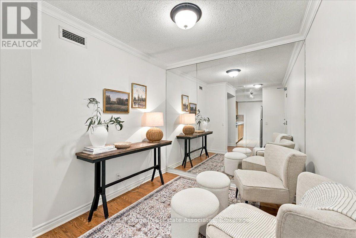 1322 - 18 Mondeo Drive, Toronto, Ontario  M1P 5C8 - Photo 13 - E14109336