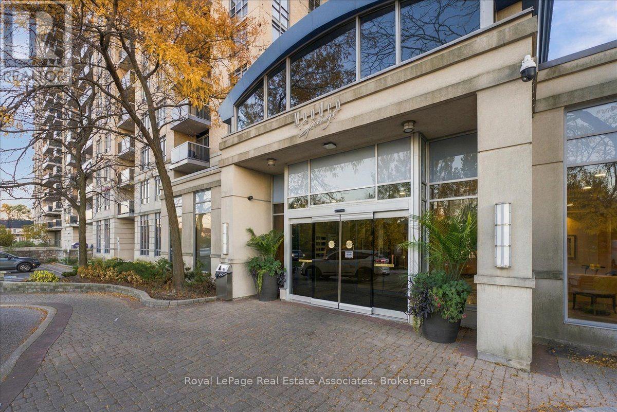 1322 - 18 Mondeo Drive, Toronto, Ontario  M1P 5C8 - Photo 4 - E14109336