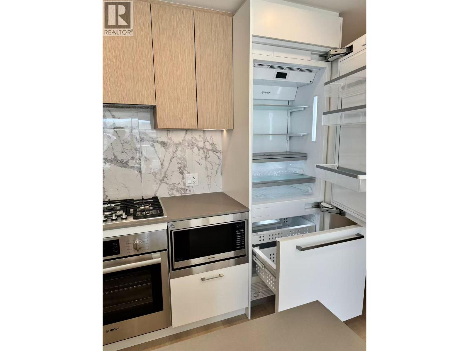 308 6468 Willingdon Avenue, Burnaby, British Columbia  V5H 0L3 - Photo 3 - R3177980