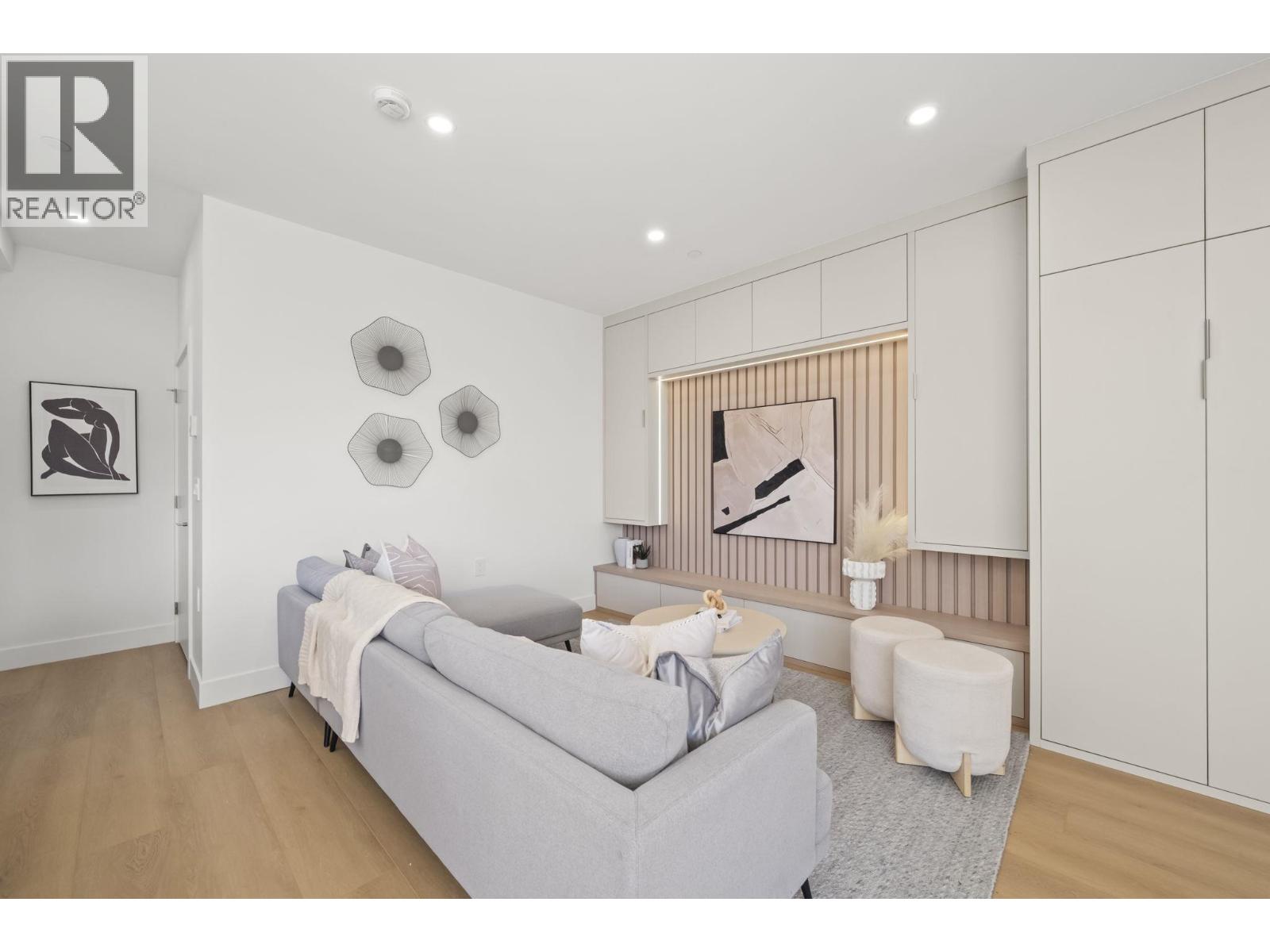 1 3623 Triumph Street, Vancouver, British Columbia  V5K 1V4 - Photo 15 - R3177983