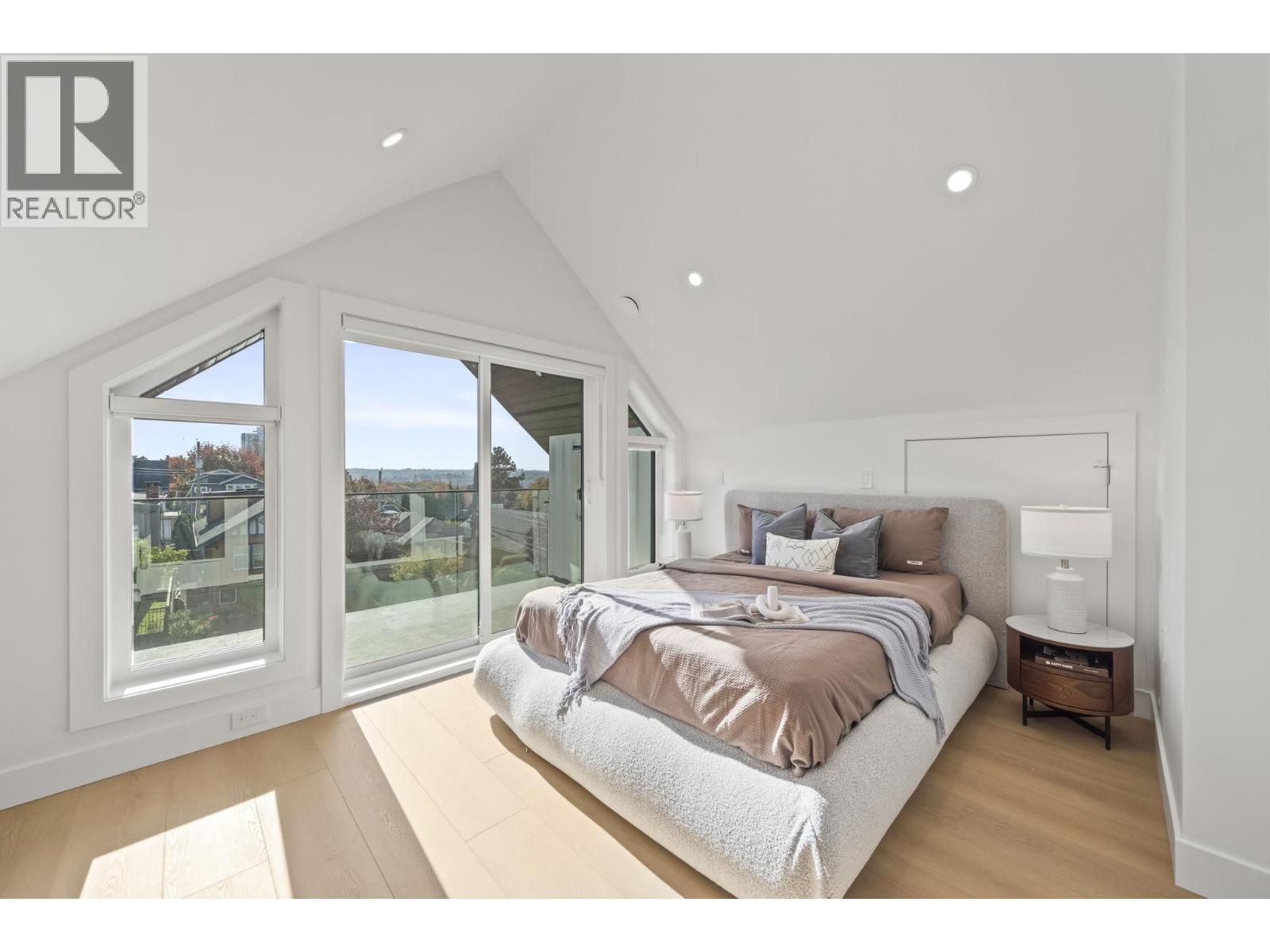 1 3623 Triumph Street, Vancouver, British Columbia  V5K 1V4 - Photo 28 - R3177983