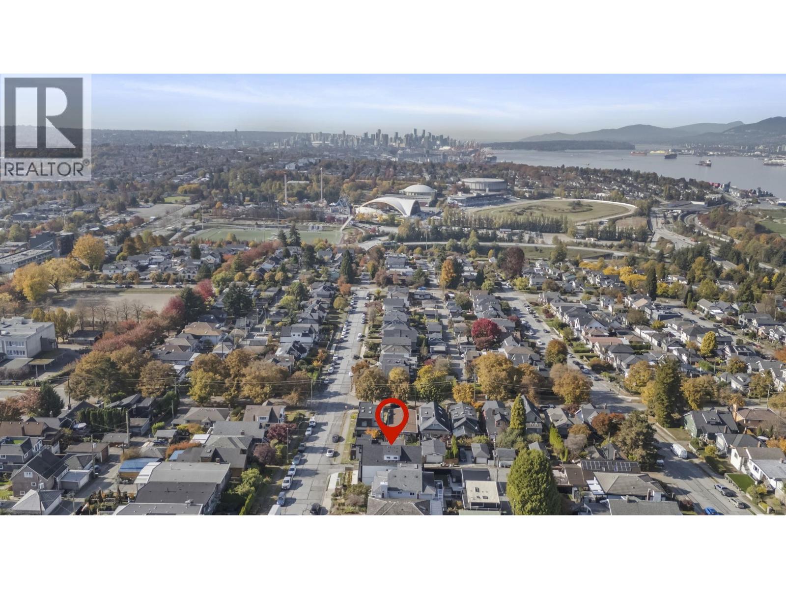1 3623 Triumph Street, Vancouver, British Columbia  V5K 1V4 - Photo 39 - R3177983
