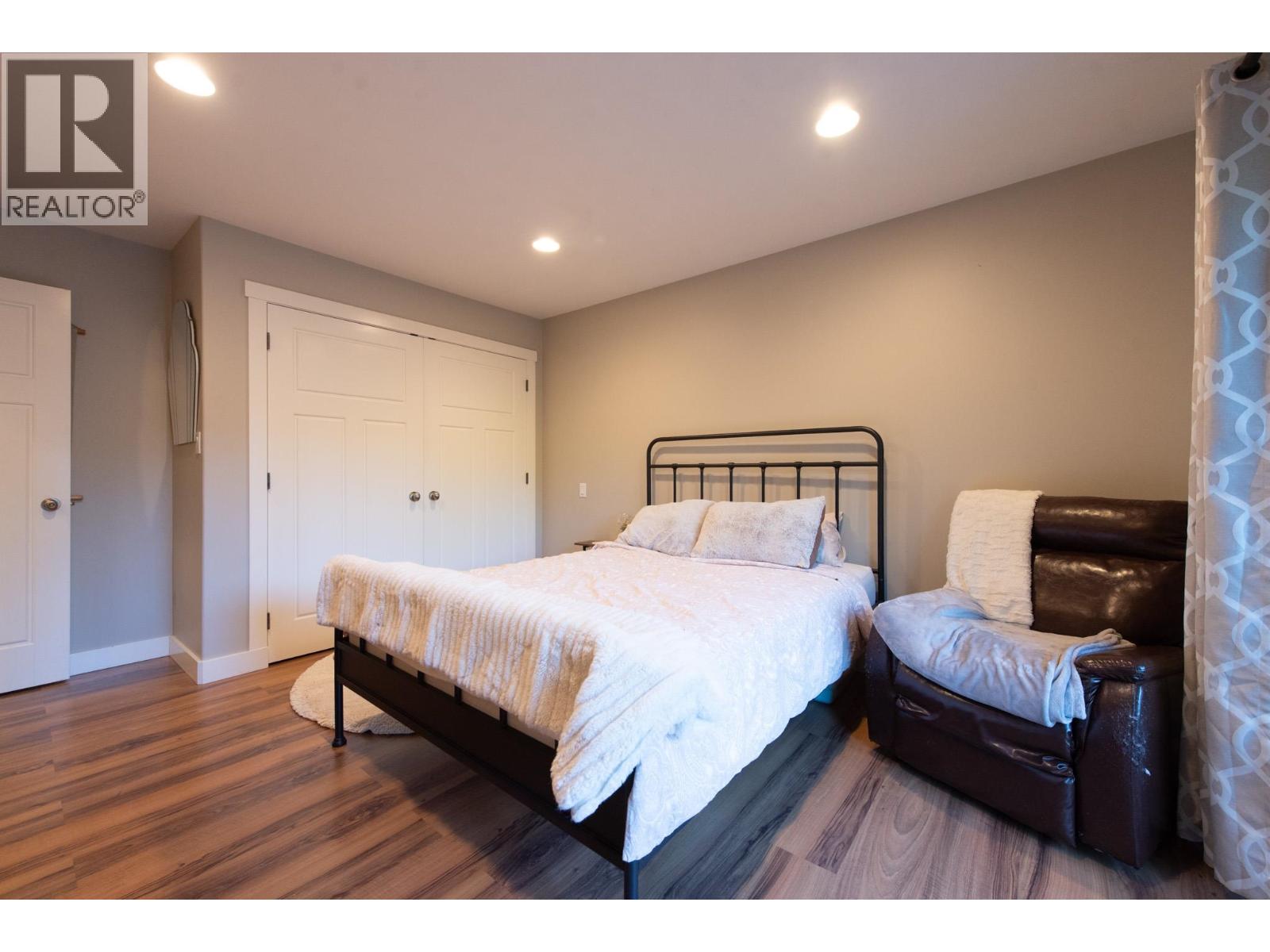 574 Veterans Road, Gibsons, British Columbia  V0N 1V4 - Photo 21 - R3177993