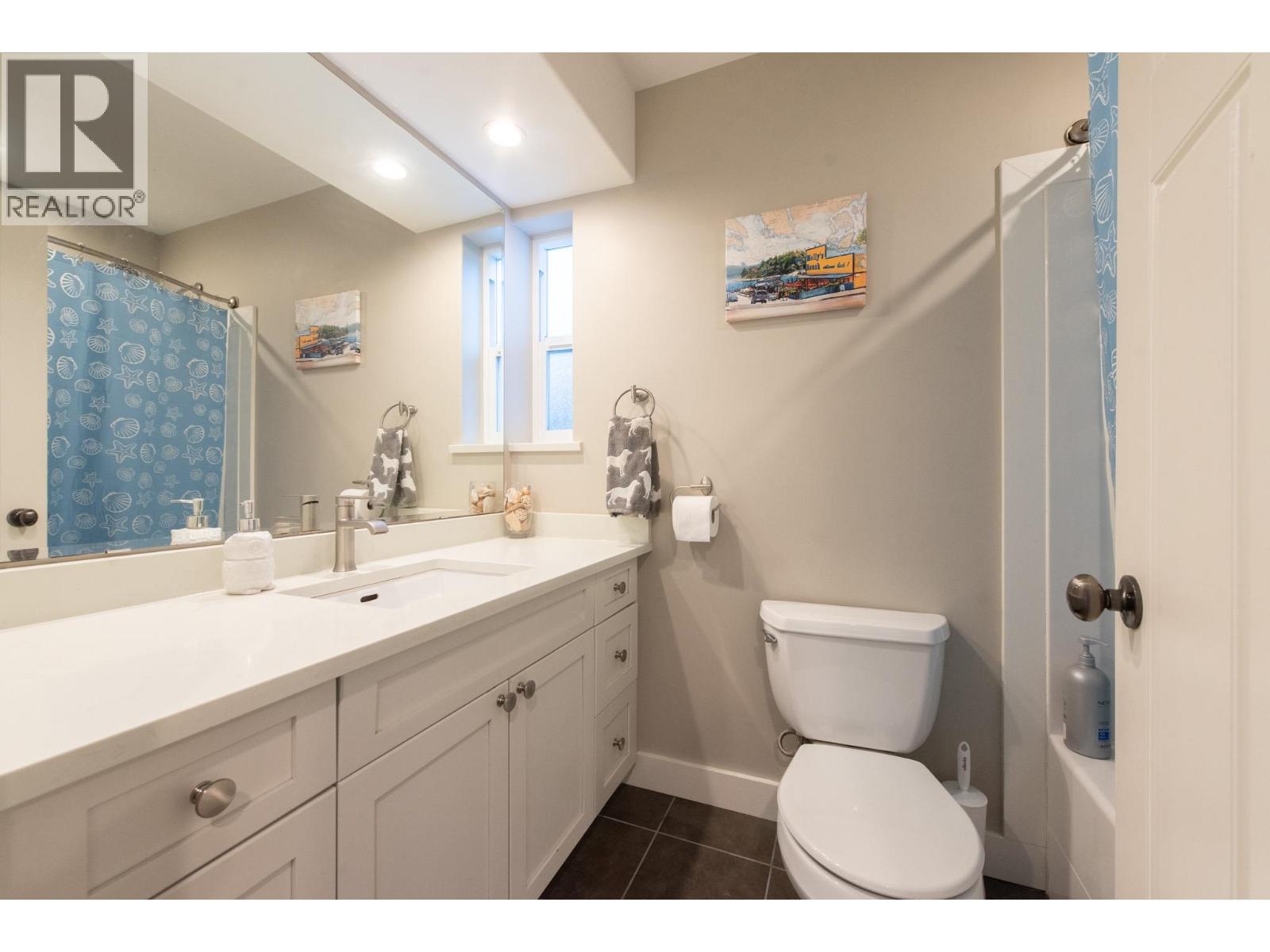 574 Veterans Road, Gibsons, British Columbia  V0N 1V4 - Photo 23 - R3177993