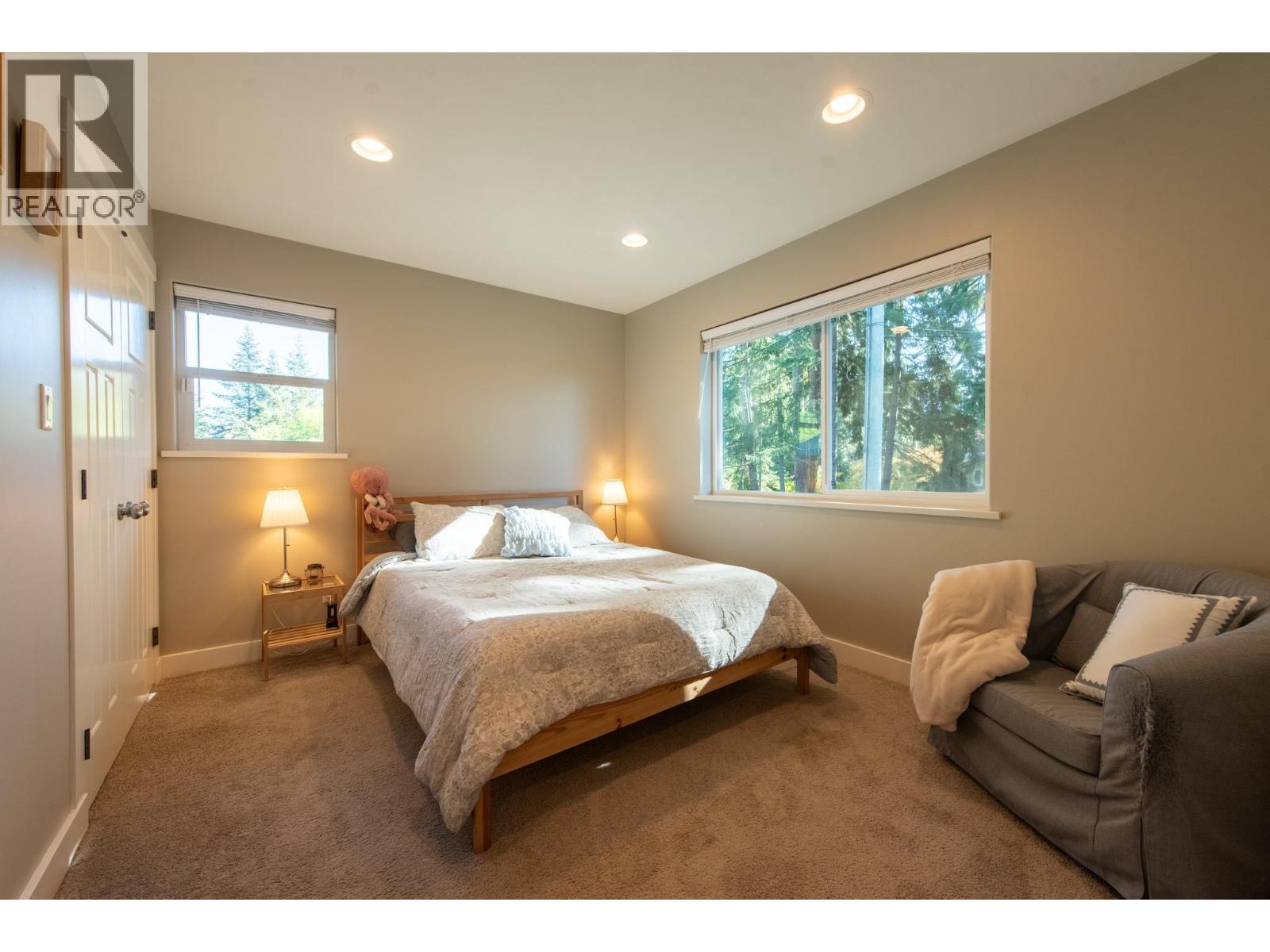 574 Veterans Road, Gibsons, British Columbia  V0N 1V4 - Photo 24 - R3177993