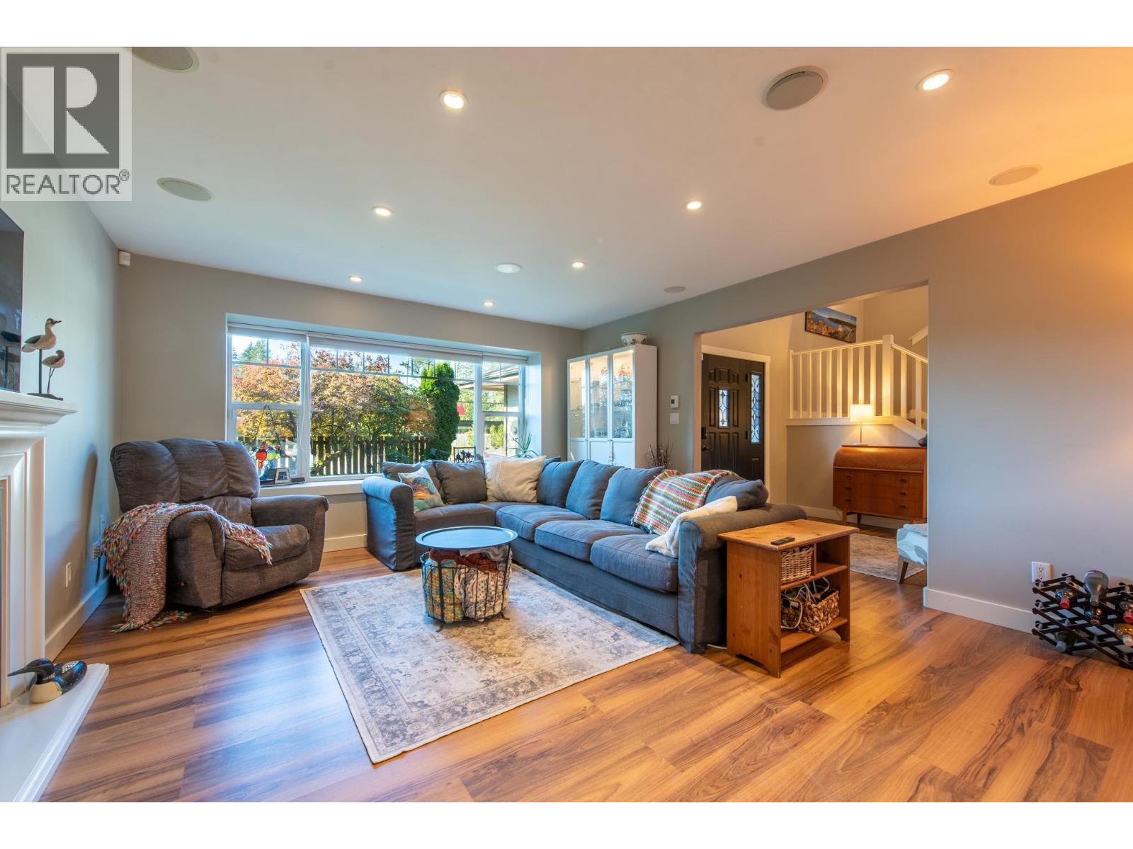 574 Veterans Road, Gibsons, British Columbia  V0N 1V4 - Photo 5 - R3177993