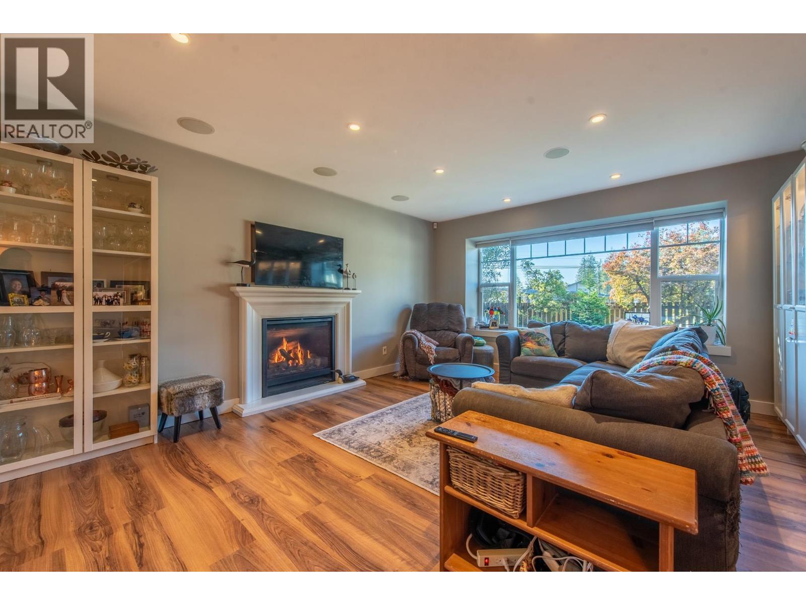 574 Veterans Road, Gibsons, British Columbia  V0N 1V4 - Photo 6 - R3177993