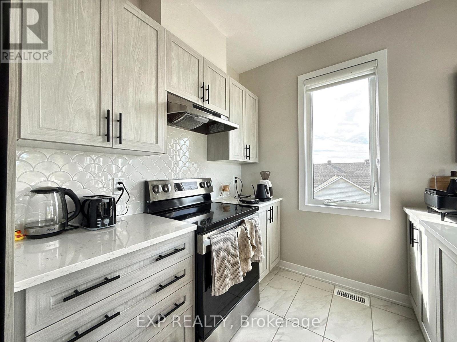 373 Falsetto Street, Ottawa, Ontario  K1W 0S6 - Photo 3 - X14100556