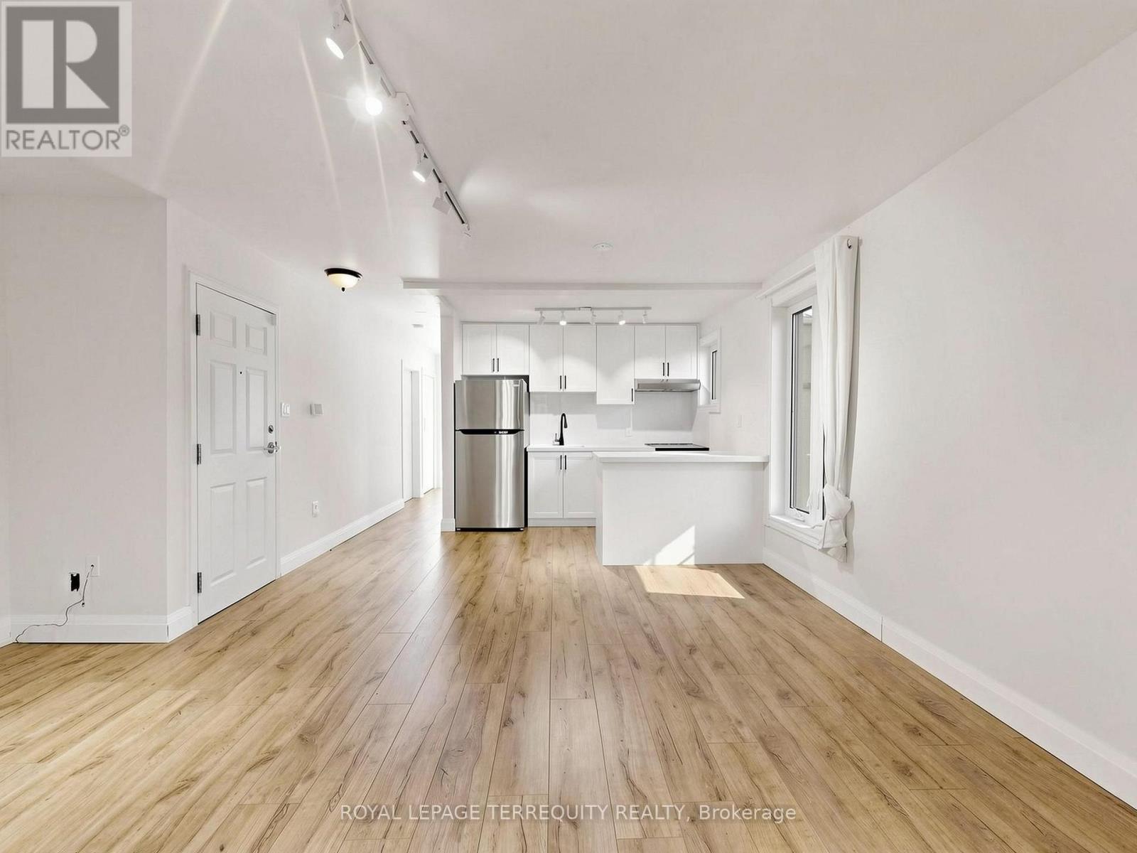 1 - 41 Summerhill Avenue, Toronto, Ontario  M4T 1A9 - Photo 13 - C14105842