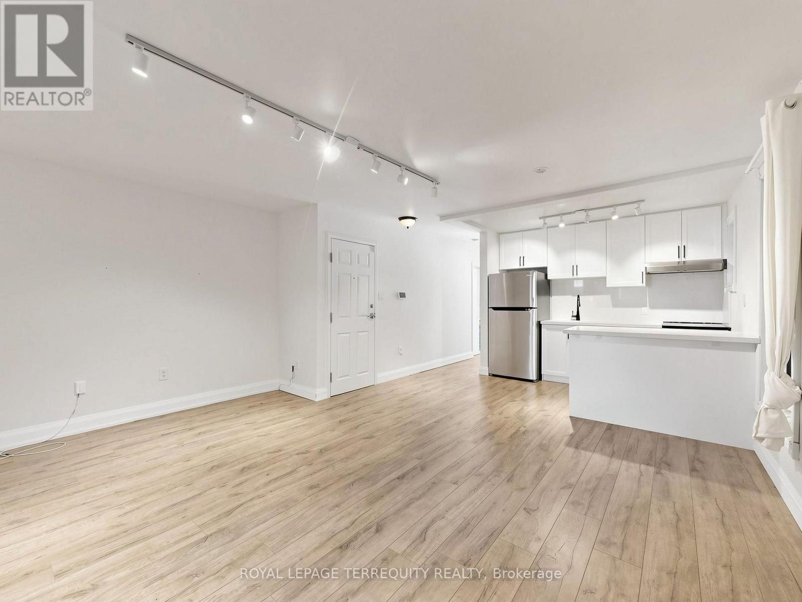 1 - 41 Summerhill Avenue, Toronto, Ontario  M4T 1A9 - Photo 12 - C14105842