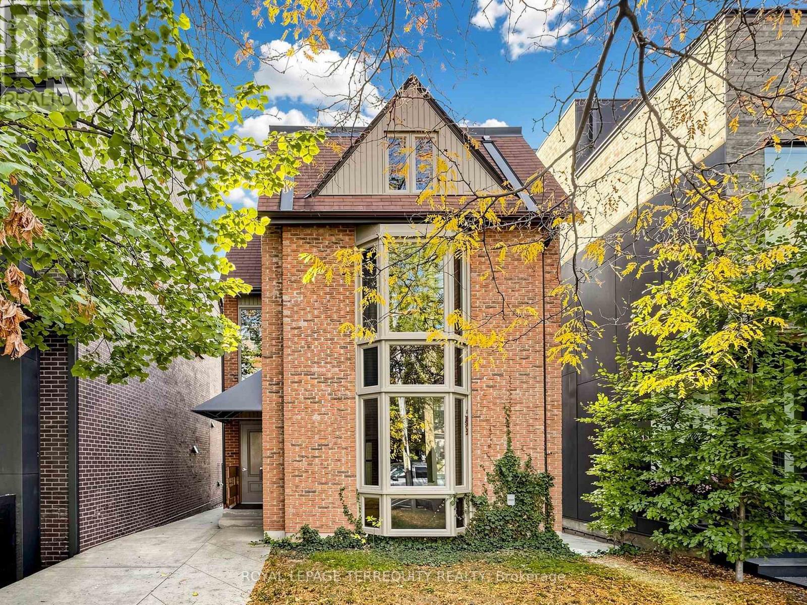 1 - 41 Summerhill Avenue, Toronto, Ontario  M4T 1A9 - Photo 4 - C14105842