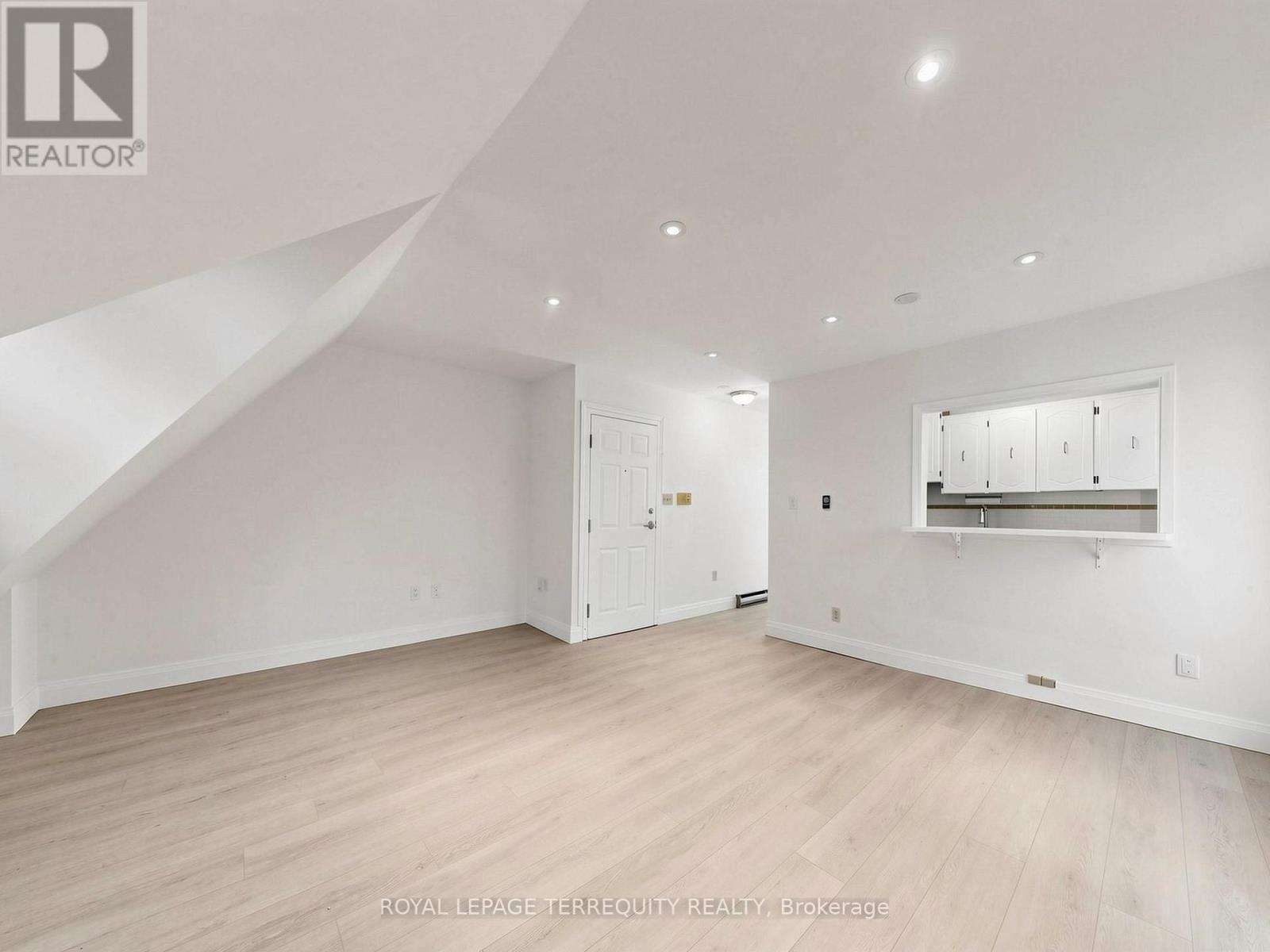 3 - 41 Summerhill Avenue, Toronto, Ontario  M4T 1A9 - Photo 11 - C14105894