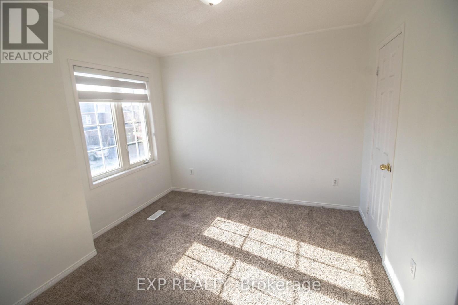 43 Luella Crescent, Brampton (Fletcher's Meadow), Ontario  L7A 3H8 - Photo 16 - W14109326